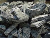 Low carbon ferrochrome